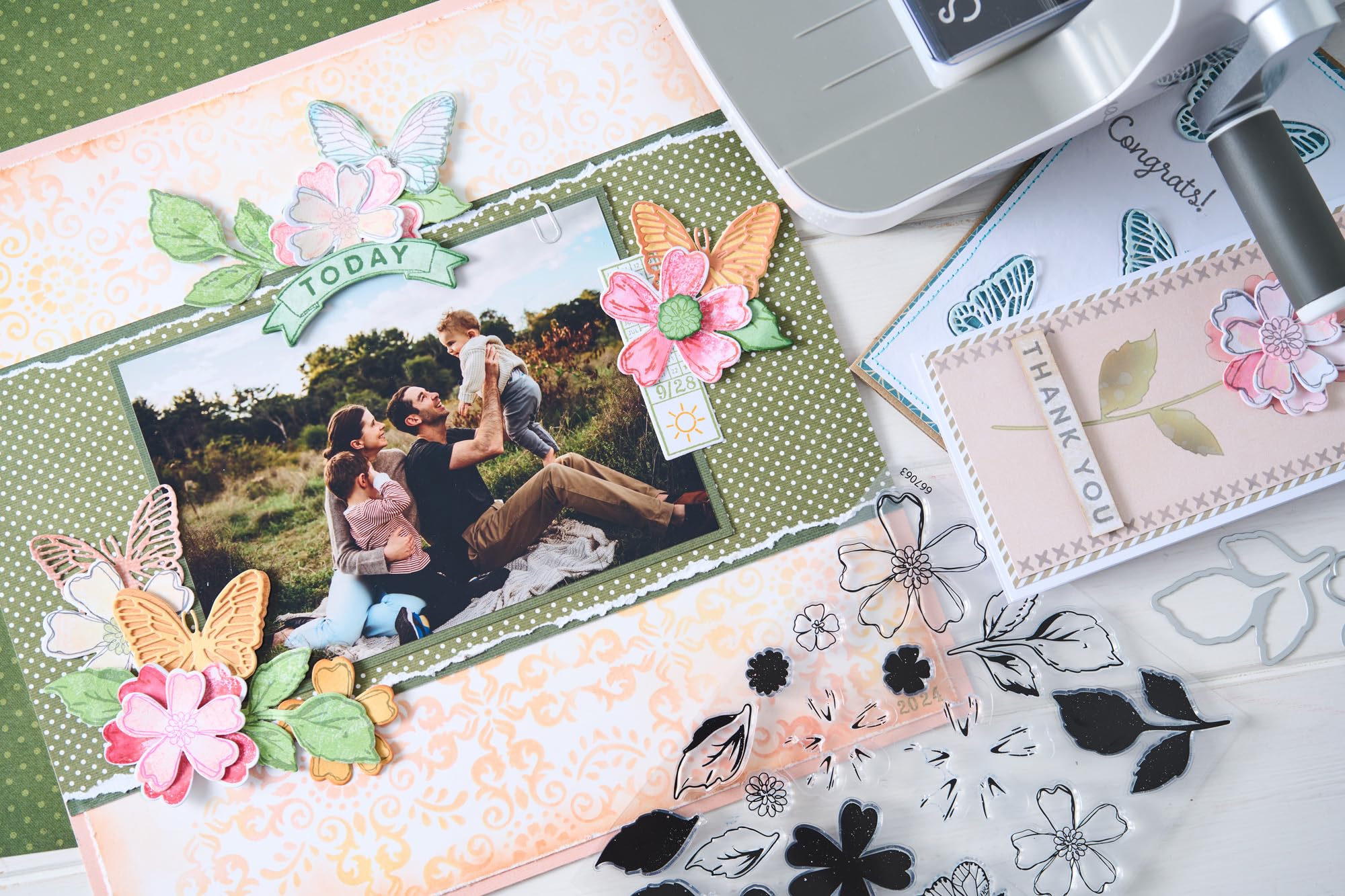 Sizzix A4 Stencil, Petal Play by 49 & Market, 1 Stencil - Image 5
